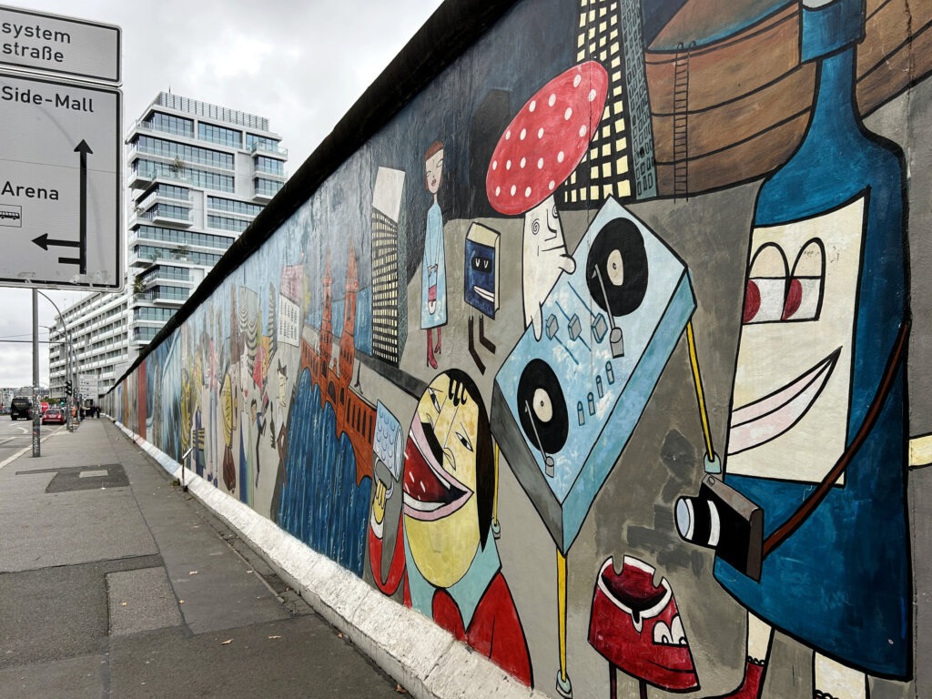 柏林Mühlenstraße沿线的东边画廊。