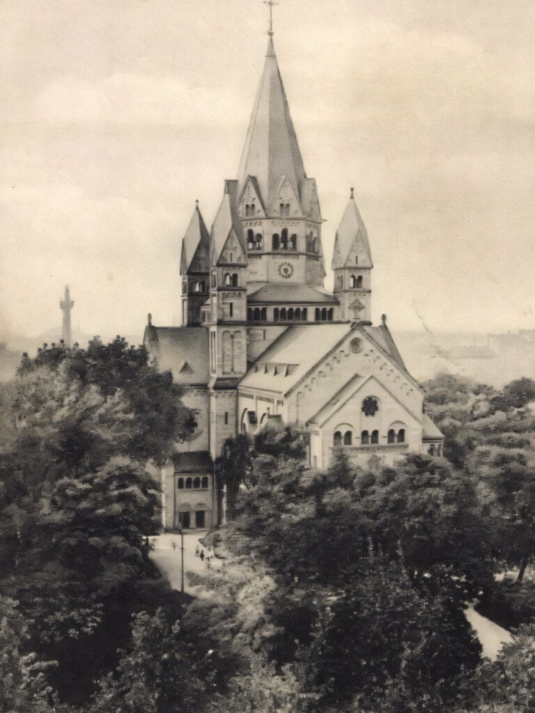 Gnadenkirche eller Nådekirken i Invalidenpark.