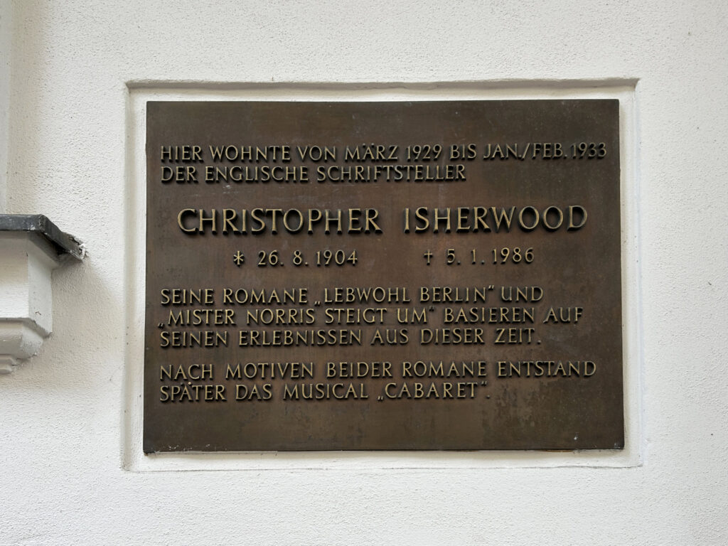 Mindeplade for Christopher Isherwood.