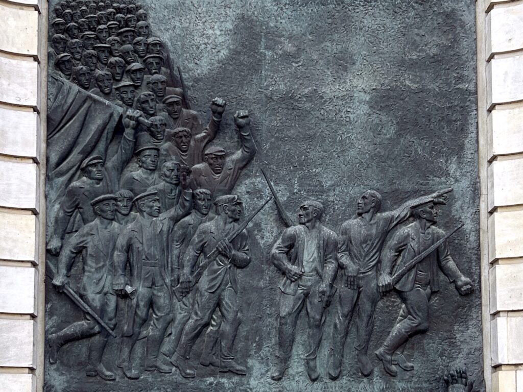 The revolutionairies on the Karl Marx relief.
